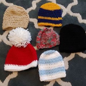 Hand knit newborn beenies😍💖